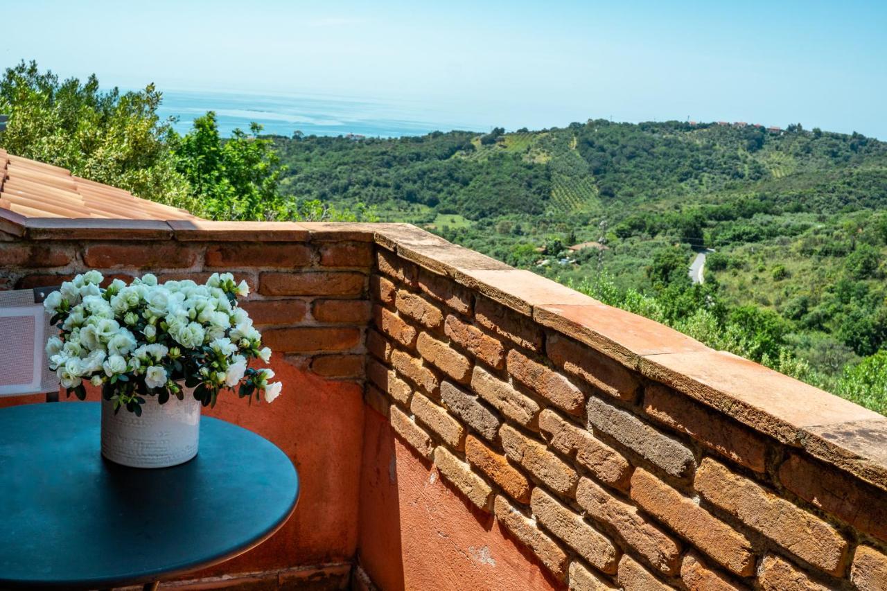 Locanda Le Tre Sorelle กาซัลเวลิโน ภายนอก รูปภาพ
