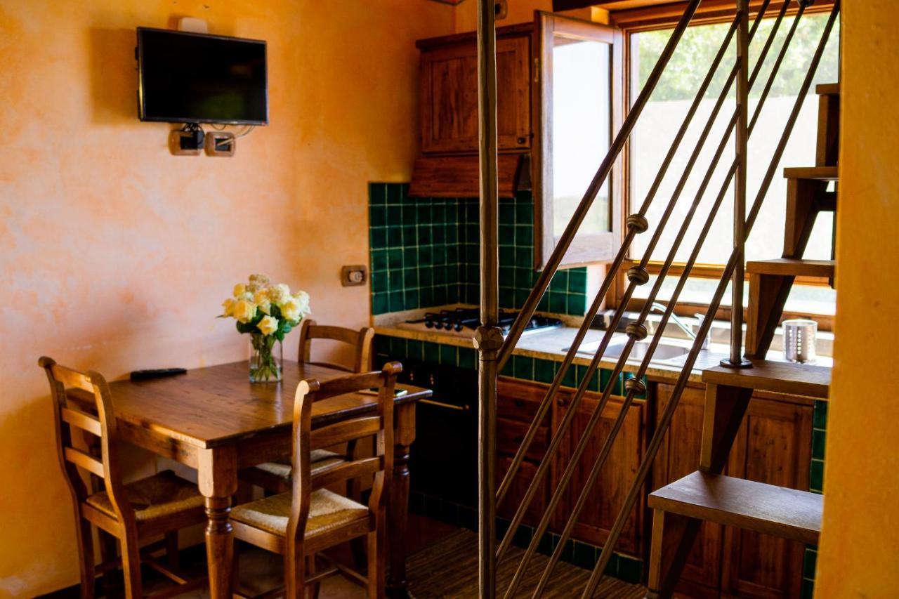 Locanda Le Tre Sorelle กาซัลเวลิโน ภายนอก รูปภาพ