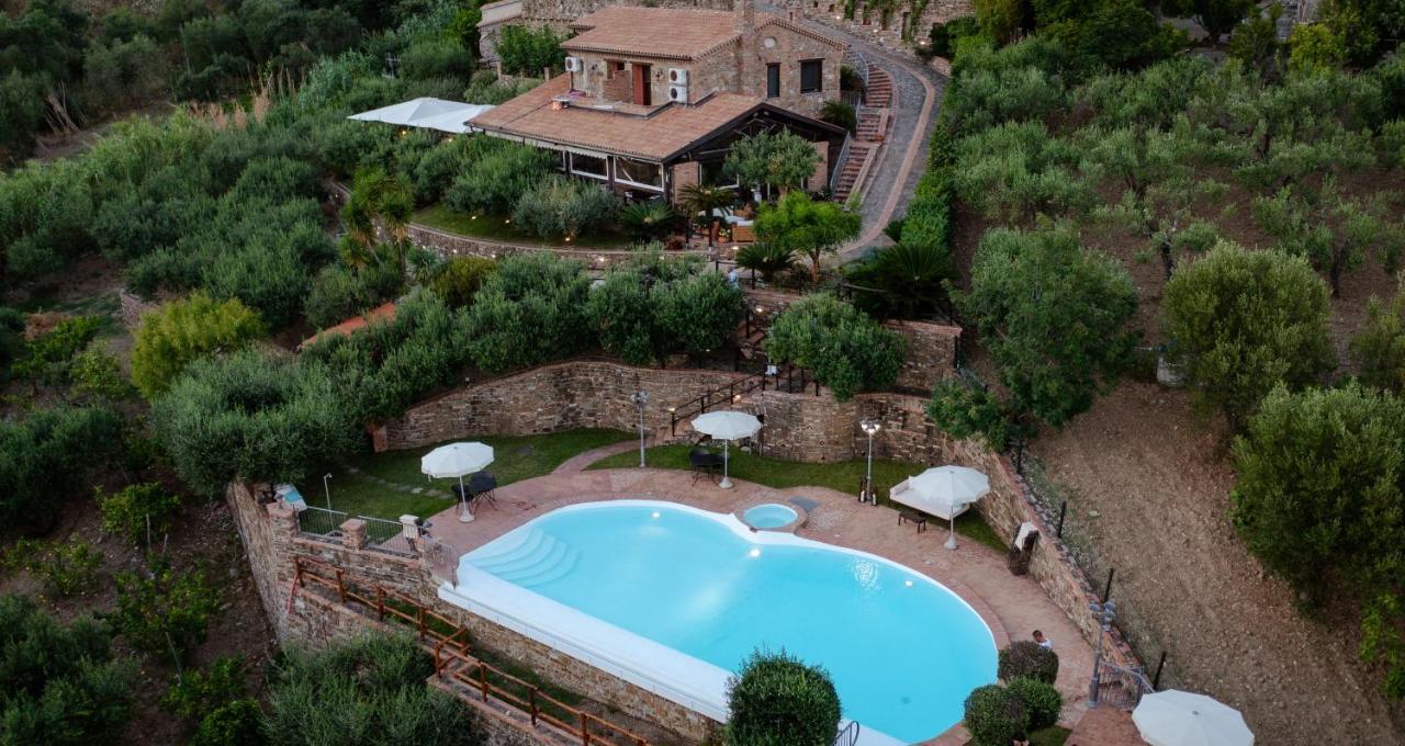 Locanda Le Tre Sorelle กาซัลเวลิโน ภายนอก รูปภาพ